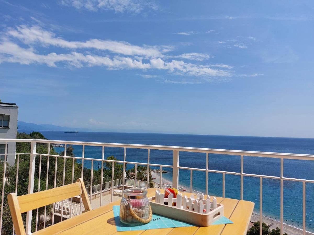Una Finestra Sul Mare Home 1 Bergeggi Luaran gambar